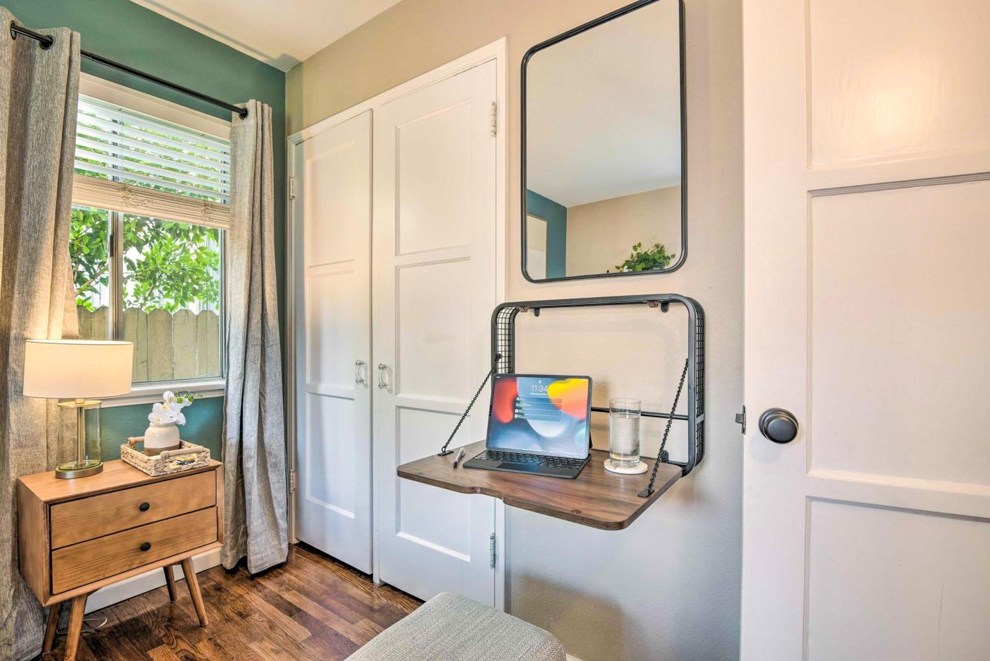 Stylish And Modern Burbank Gem With Private Yard! Villa Bagian luar foto
